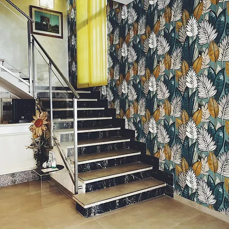 Ramona Hotel Rímini