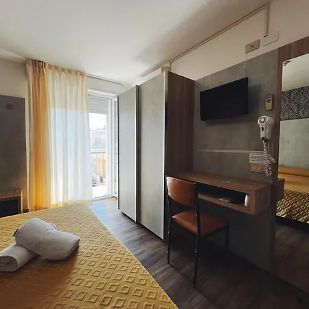 Ramona Hotel