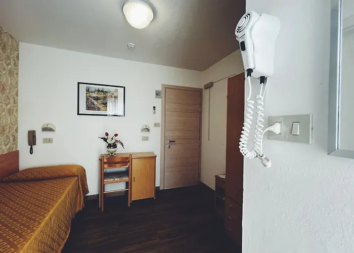 Ramona 2* Римини